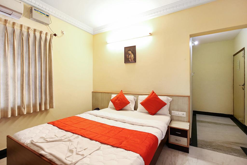 Oyo 4606 Hotel Maple Green Suites Μπανγκαλόρ Δωμάτιο φωτογραφία