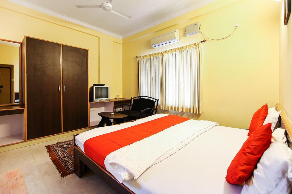 Oyo 4606 Hotel Maple Green Suites Μπανγκαλόρ Δωμάτιο φωτογραφία