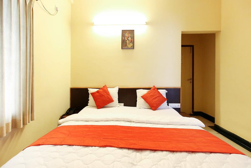 Oyo 4606 Hotel Maple Green Suites Μπανγκαλόρ Δωμάτιο φωτογραφία